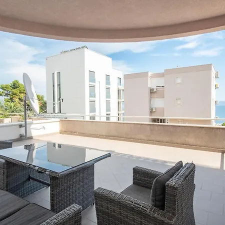 Luxury Sea View Split