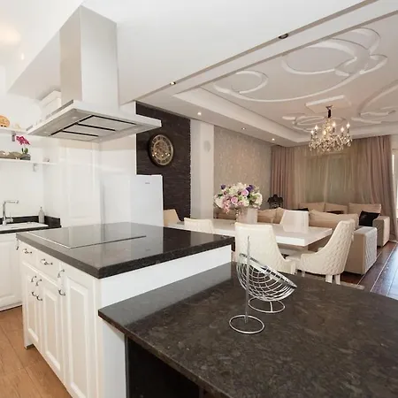 Luxury Sea View Split